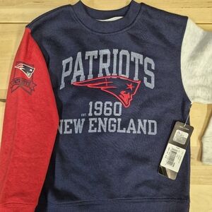 Kids 5/6 Patriots Hoodie. NWT